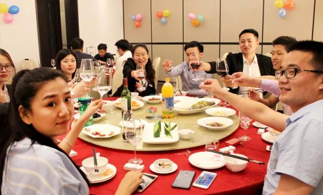 2018.5.8--熱烈慶祝中海弘方裝飾南京分公司開業(yè)(圖19)